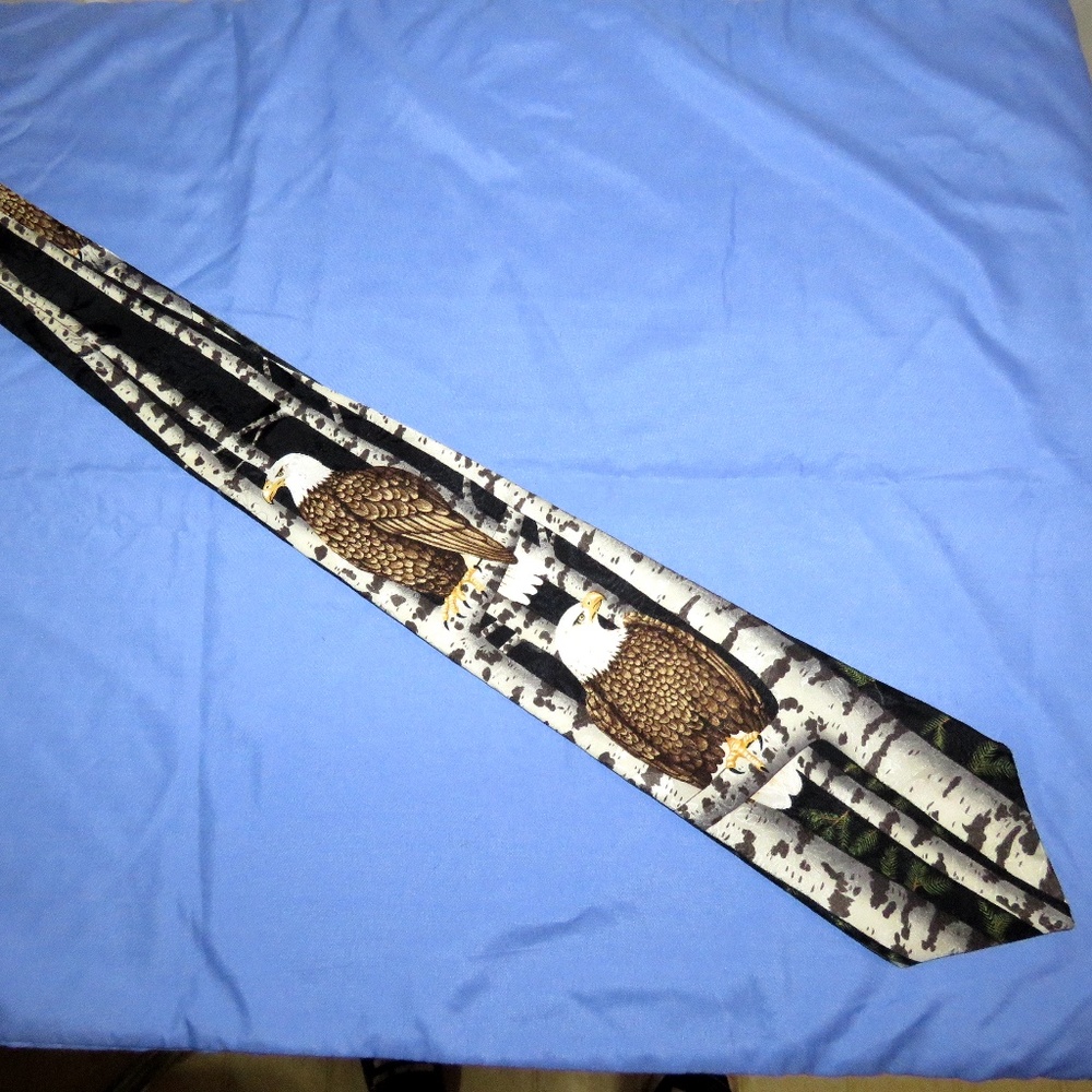 Men's VTG Novelty Tie 1996 Forest of Eagles Tie